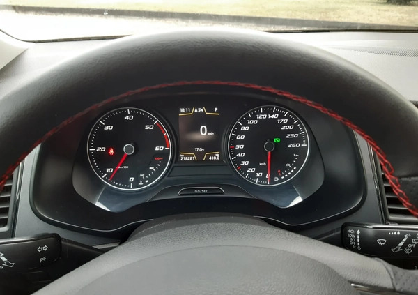 Seat Leon cena 52300 przebieg: 218000, rok produkcji 2015 z Radom małe 631